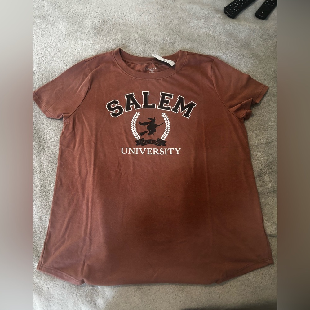 Women’s Medium Salem University Brown Graphic Tee NWT